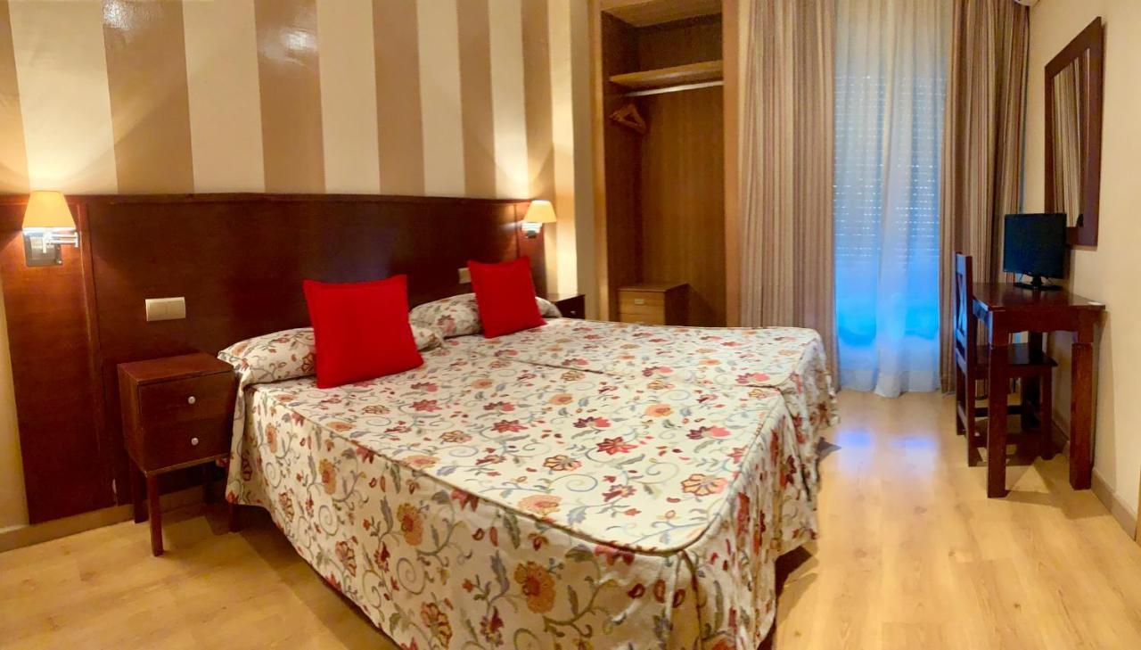 Hotel Fernando IV Мартос Экстерьер фото
