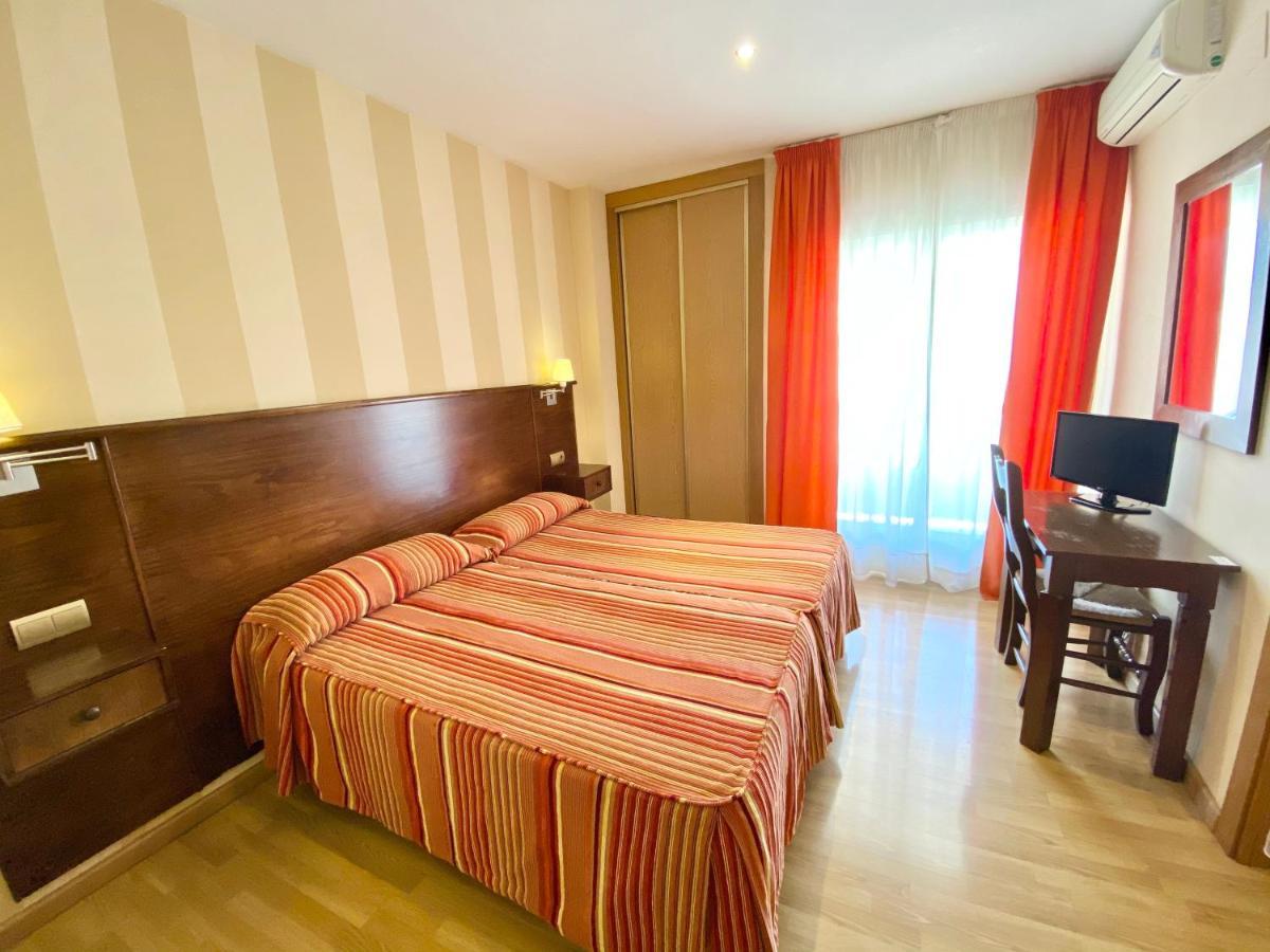 Hotel Fernando IV Мартос Экстерьер фото